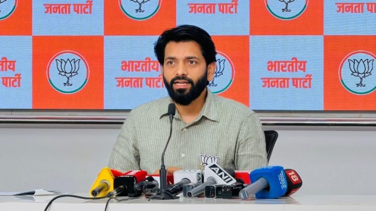 ‘शिळ्या कढीला ऊत आणू नका!’ आमदार विक्रम पाचपुतेंचा सुषमा अंधारेंवर निशाणा…