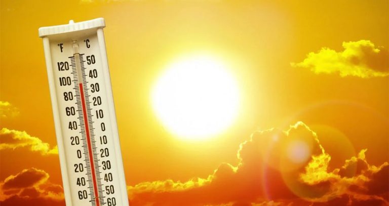 Maharashtra Weather News : महाराष्ट्रात ऑक्टोबरमध्येही उकाडा कायम; मुंबईसह उत्तर महाराष्ट्रात दमट हवामानाचा त्रास