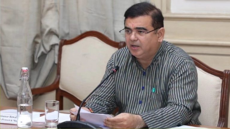 Jayakumar Rawal : शेतकऱ्यांसाठी मोठी बातमी! सोयाबीन, तूर, उडदाला किती मिळणार हमीभाव? 950 खरेदी केंद्रे सज्ज