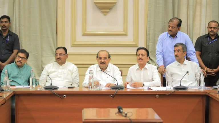 Maratha Reservation: मराठा आरक्षण उपसमितीची महत्त्वाची बैठक, समाजाच्या प्रश्नांवर सकारात्मक निर्णयांची ग्वाही