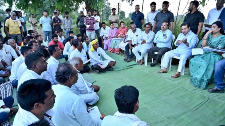 minister nitesh rane inspected the drought situation in yavatmal and assured the fishing community of assistance