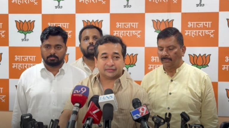 Nitesh Rane : मावळ्यांच्या जागी ‘कॉकरोच’ दाखवणे हा शिवरायांचा अपमान ! मंत्री नितेश राणे यांचा हल्लाबोल
