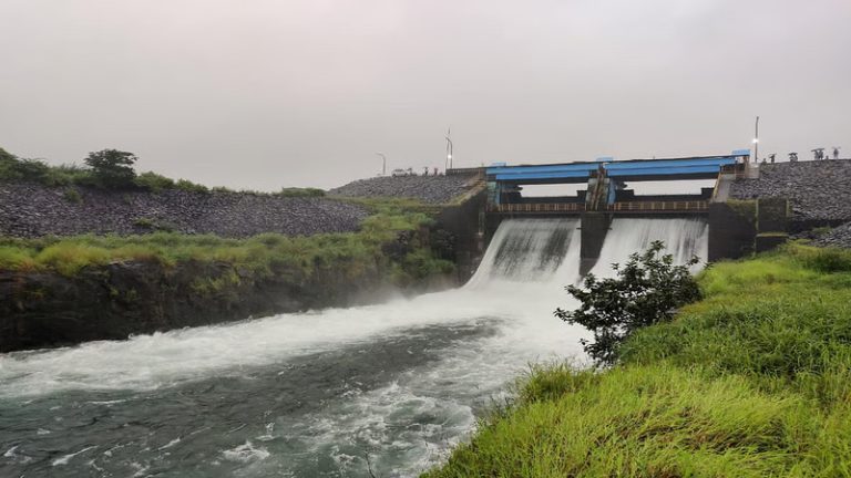 Uran Water Shortage: उरणकरांनो पाणी जपून वापरा! ऐन सणासुदीच्या दिवसांमध्ये नागरिकांवर पाणी कपातीचे संकट